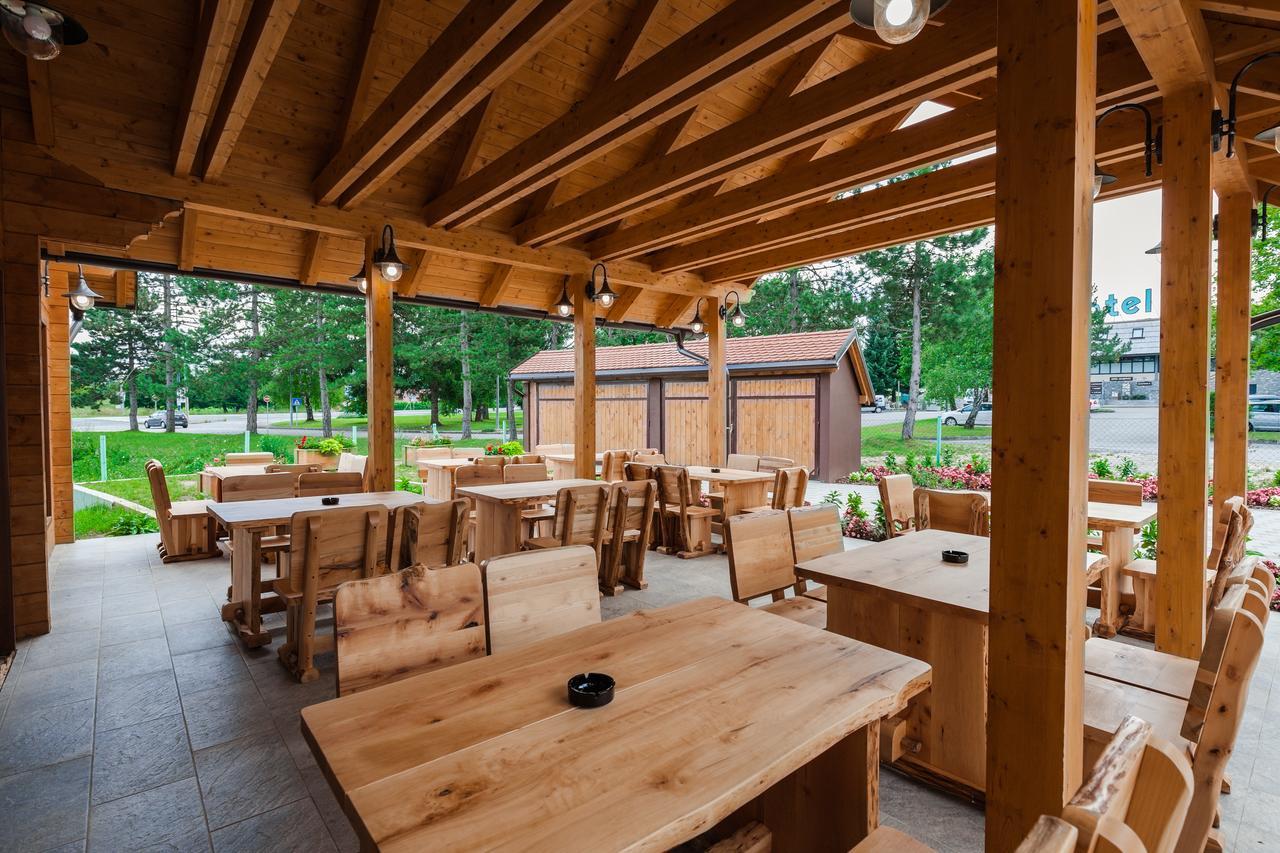 Holiday Park Macola 格拉博瓦茨 外观 照片